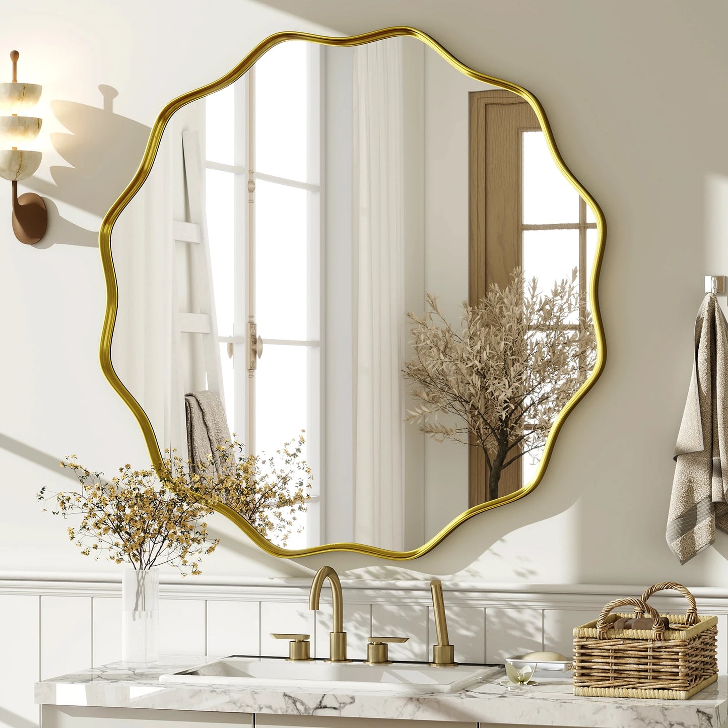 Beautypeak Wavy Round Bathroom Mirror With Deep Frame