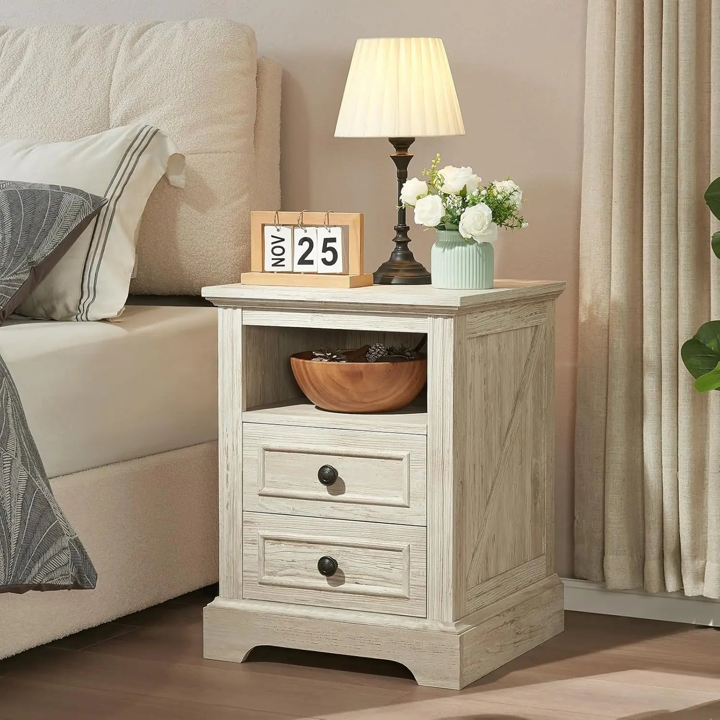 HUANZHUANG Nightstand Set of 2 With Charging Station