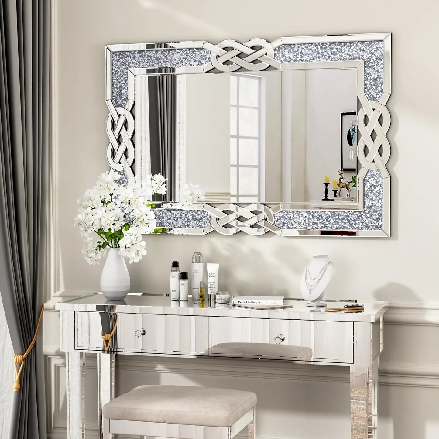 Hign-concerned Crystal Crush Diamond Vanity Mirror Framed Wall Decor