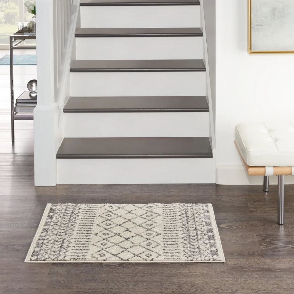 NONECN Transitional Area Rug With Geometric Low Pile Indoor StainResistant